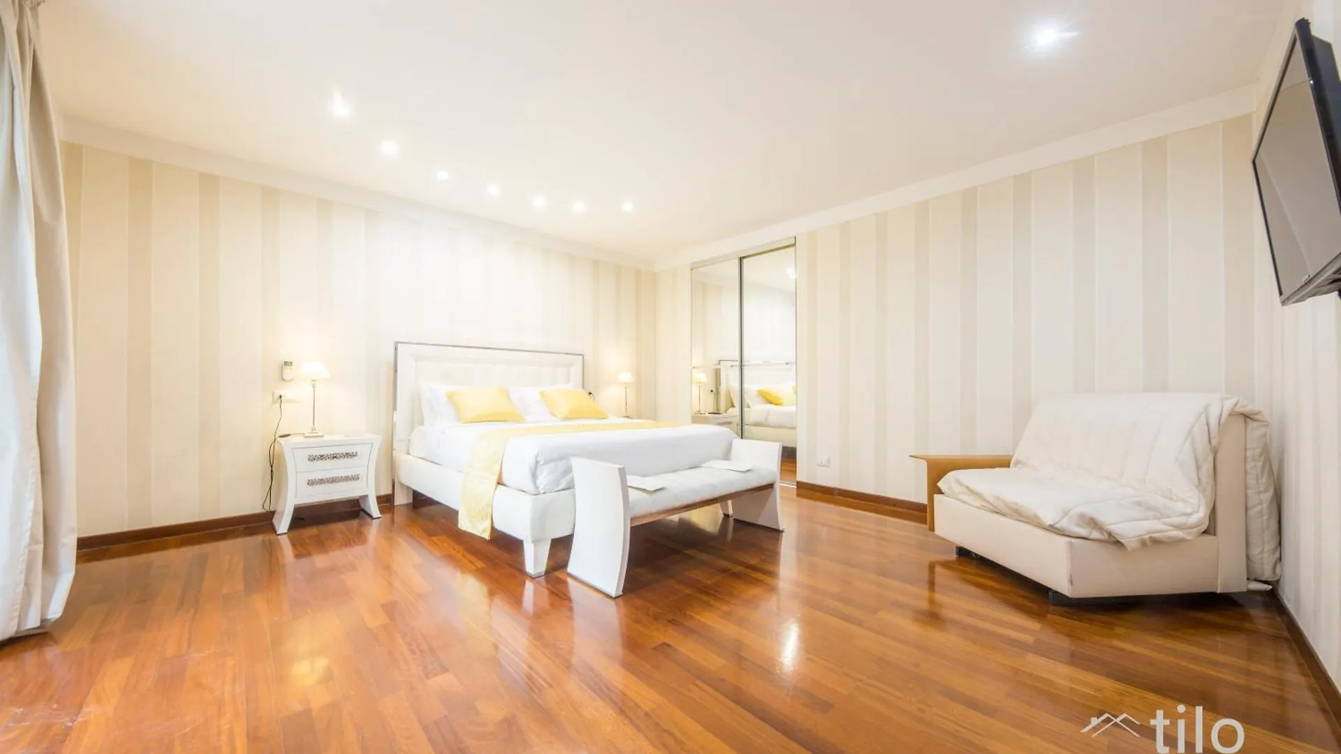 Tilo Hotel Genoa