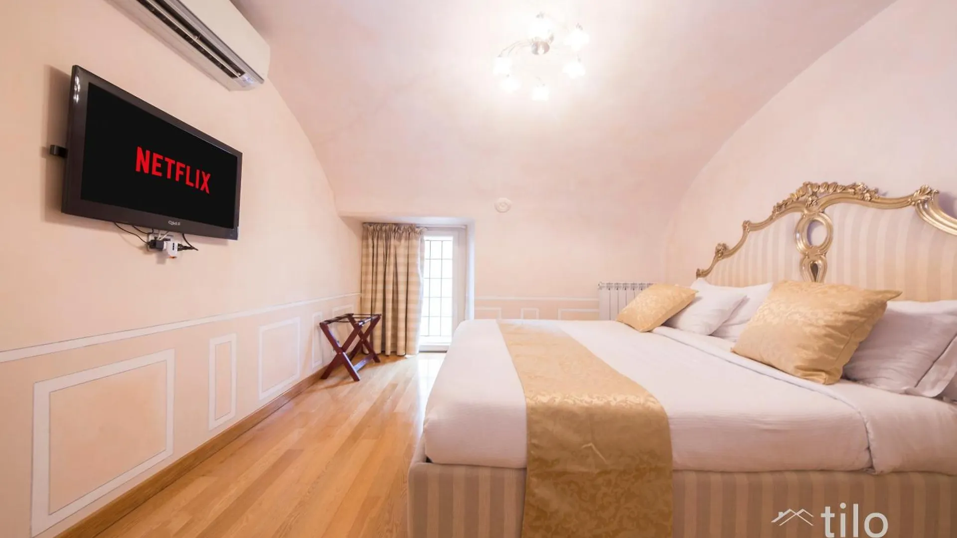 Tilo Hotel Genoa Guest house